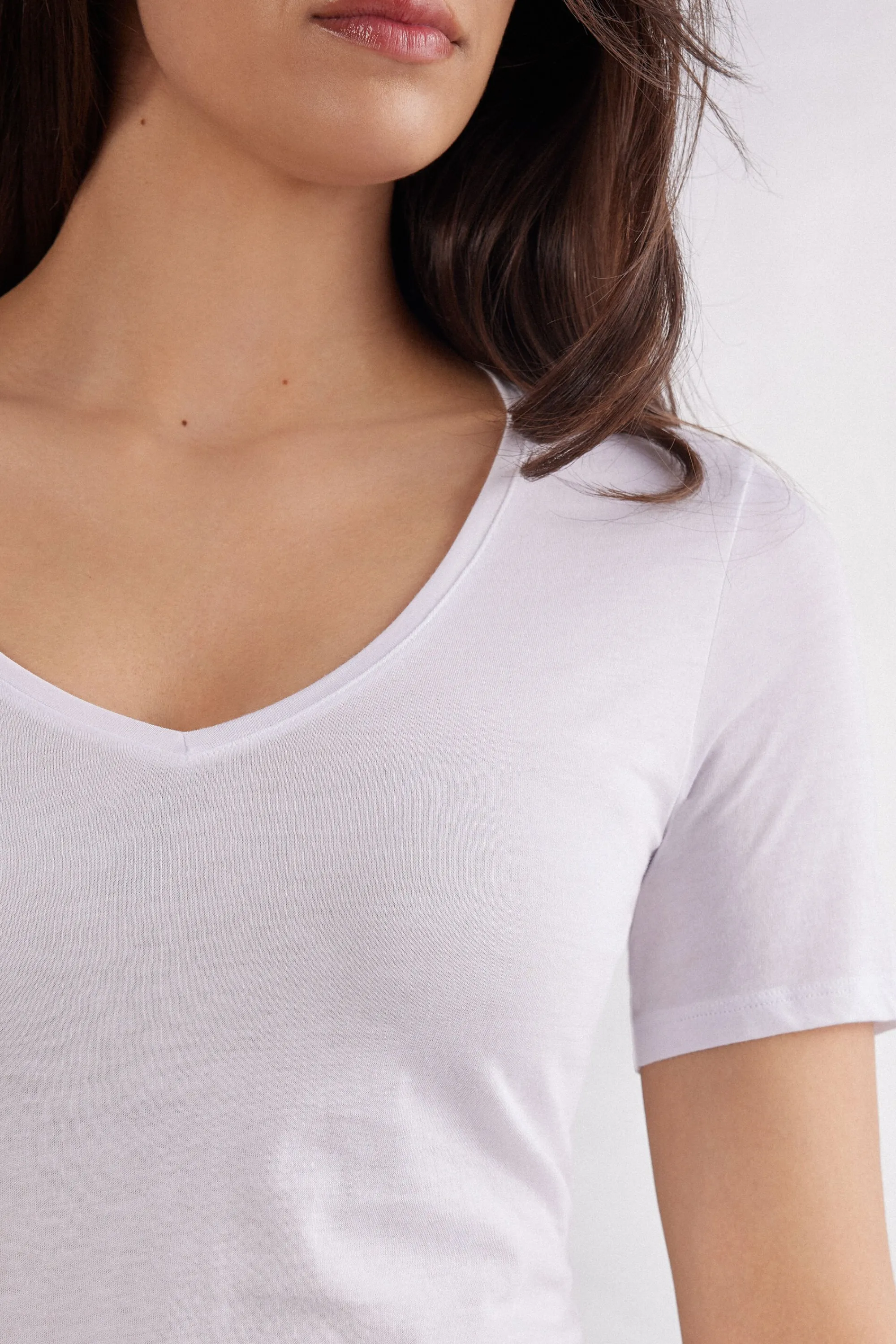 Intimissimi Maglia Manica Corta con Scollo a V in Cotone Ultrafresh